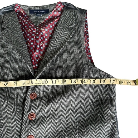 TOMMY HILFIGER HERRINGBONE NOTCHED WOOL BLEND VEST SIZE SMALL - Picture 13 of 16